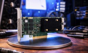 Broadcom-LSI-Mega-RAID-9560-16i